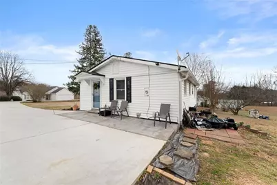 4539 Cash Drive, Flowery Branch, GA 30542 - Photo 4