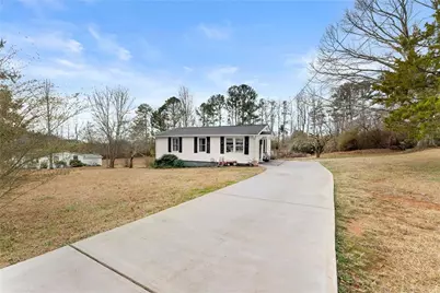 4539 Cash Drive, Flowery Branch, GA 30542 - Photo 2