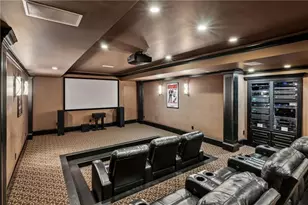 105 Kingston Manor, Atlanta, GA 30342 - Photo 50