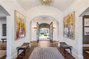 105 Kingston Manor, Atlanta, GA 30342 - Photo 12