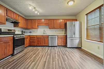 6617 Meadow Green Circle, Peachtree Corners, GA 30092 - Photo 4