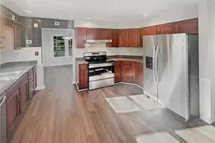 3885 Hadley Farm Dr, Marietta, GA 30066 - Photo 2