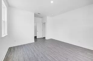 4024 Dantry Ln, Buford, GA 30519 - Photo 4