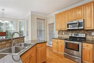 5511 Vinings Lake Ln SW, Mableton, GA 30126 - Photo 8