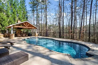 108 Waters Edge Drive, Woodstock, GA 30188 - Photo 2