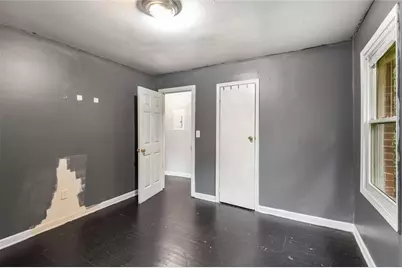 467 Park Valley Drive NW, Atlanta, GA 30318 - Photo 8