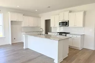 71 Cochin Dr, Statham, GA 30666 - Photo 6