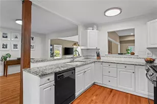 951 Magnolia Dr SE, Smyrna, GA 30082 - Photo 6