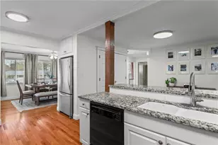 951 Magnolia Dr SE, Smyrna, GA 30082 - Photo 8