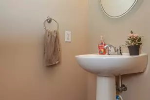 711 Cosmopolitan Dr NE, Atlanta, GA 30324 - Photo 16