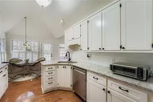 3031 Clove Tree Ln, Woodstock, GA 30189 - Photo 14