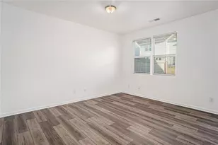 308 Penn Sta Wy, Cartersville, GA 30120 - Photo 2