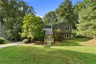 3461 Salem Trce, Marietta, GA 30062 - Photo 2