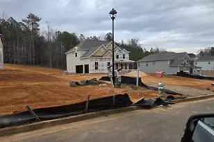 3272 Lions Ruby Ln, Atlanta, GA 30349 - Photo 2