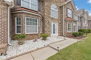 6637 Chason Woods Ct, Jonesboro, GA 30238 - Photo 4