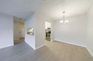 300 Johnson Ferry Road NE, Atlanta, GA 30328 - Photo 8