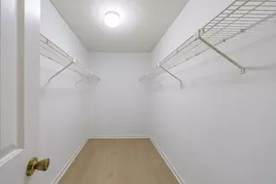 300 Johnson Ferry Road NE, Atlanta, GA 30328 - Photo 20