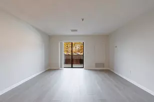 300 Johnson Ferry Road NE, Atlanta, GA 30328 - Photo 14