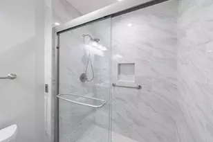 300 Johnson Ferry Road NE, Atlanta, GA 30328 - Photo 22