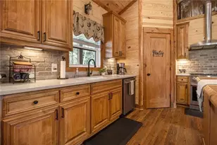 111 Possum Trot Rd, Barnesville, GA 30204 - Photo 14