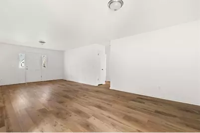 35 E Boxwood Drive SE, Cartersville, GA 30121 - Photo 2