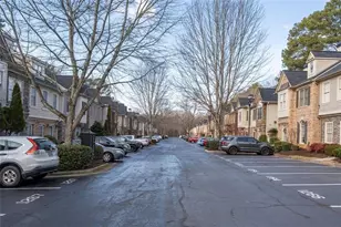 1270 Harris Commons Pl, Roswell, GA 30076 - Photo 20