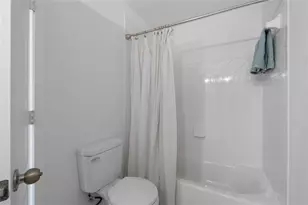 1270 Harris Commons Pl, Roswell, GA 30076 - Photo 14