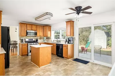 3384 Southern Oaks Court, Decatur, GA 30034 - Photo 4