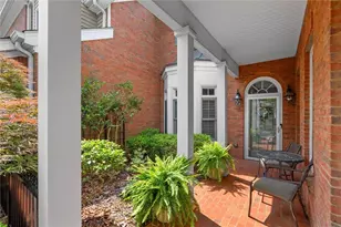 8730 Parker Pl, Roswell, GA 30076 - Photo 2