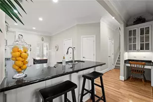 8730 Parker Pl, Roswell, GA 30076 - Photo 10