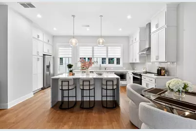 2641 Mackintosh Court, Brookhaven, GA 30319 - Photo 4