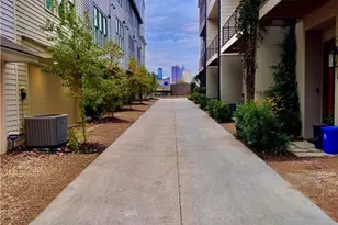 676 Hank Aaron Dr SE, Atlanta, GA 30315 - Photo 4