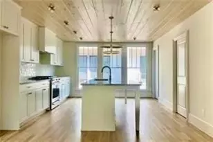 676 Hank Aaron Dr SE, Atlanta, GA 30315 - Photo 14