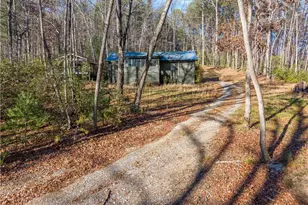 121 Waterfalls Wy, Clarkesville, GA 30523 - Photo 6