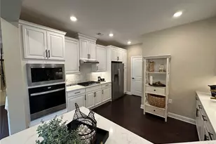 1601 Bonica Crossing, Cumming, GA 30040 - Photo 4