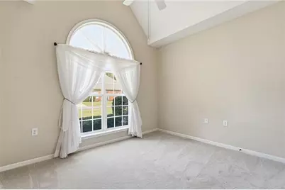 310 Lauren Lane, Woodstock, GA 30188 - Photo 10