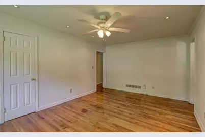 2577 Graywall Street, East Point, GA 30344 - Photo 2