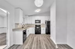 3959 Wood Path Dr, Stone Mountain, GA 30083 - Photo 12