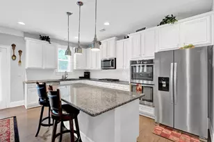 515 Lance View Ln, Lawrenceville, GA 30045 - Photo 4