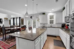 515 Lance View Ln, Lawrenceville, GA 30045 - Photo 18