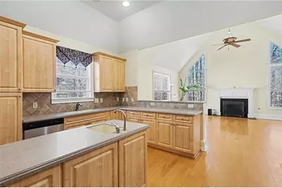 437 Grandiflora Drive, McDonough, GA 30253 - Photo 8