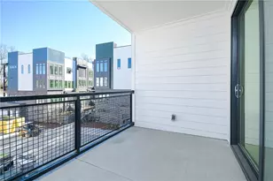 1050 Stacks Ave SE, Atlanta, GA 30315 - Photo 8