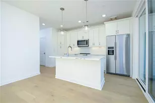 1050 Stacks Ave SE, Atlanta, GA 30315 - Photo 6