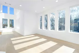 1050 Stacks Ave SE, Atlanta, GA 30315 - Photo 4