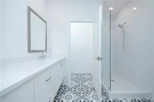 1050 Stacks Ave SE, Atlanta, GA 30315 - Photo 12