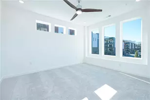 1050 Stacks Ave SE, Atlanta, GA 30315 - Photo 10