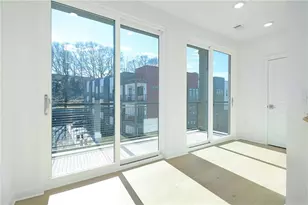 1050 Stacks Ave SE, Atlanta, GA 30315 - Photo 14
