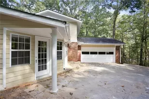 2270 Shawnee Trail, Douglasville, GA 30135 - Photo 4