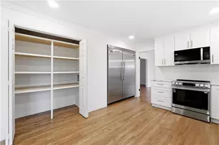 2958 Applewood Ct NE, Atlanta, GA 30345 - Photo 6