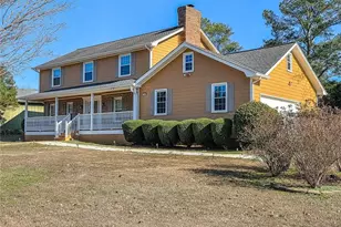 3944 Thornhill Dr SW, Lilburn, GA 30047 - Photo 6